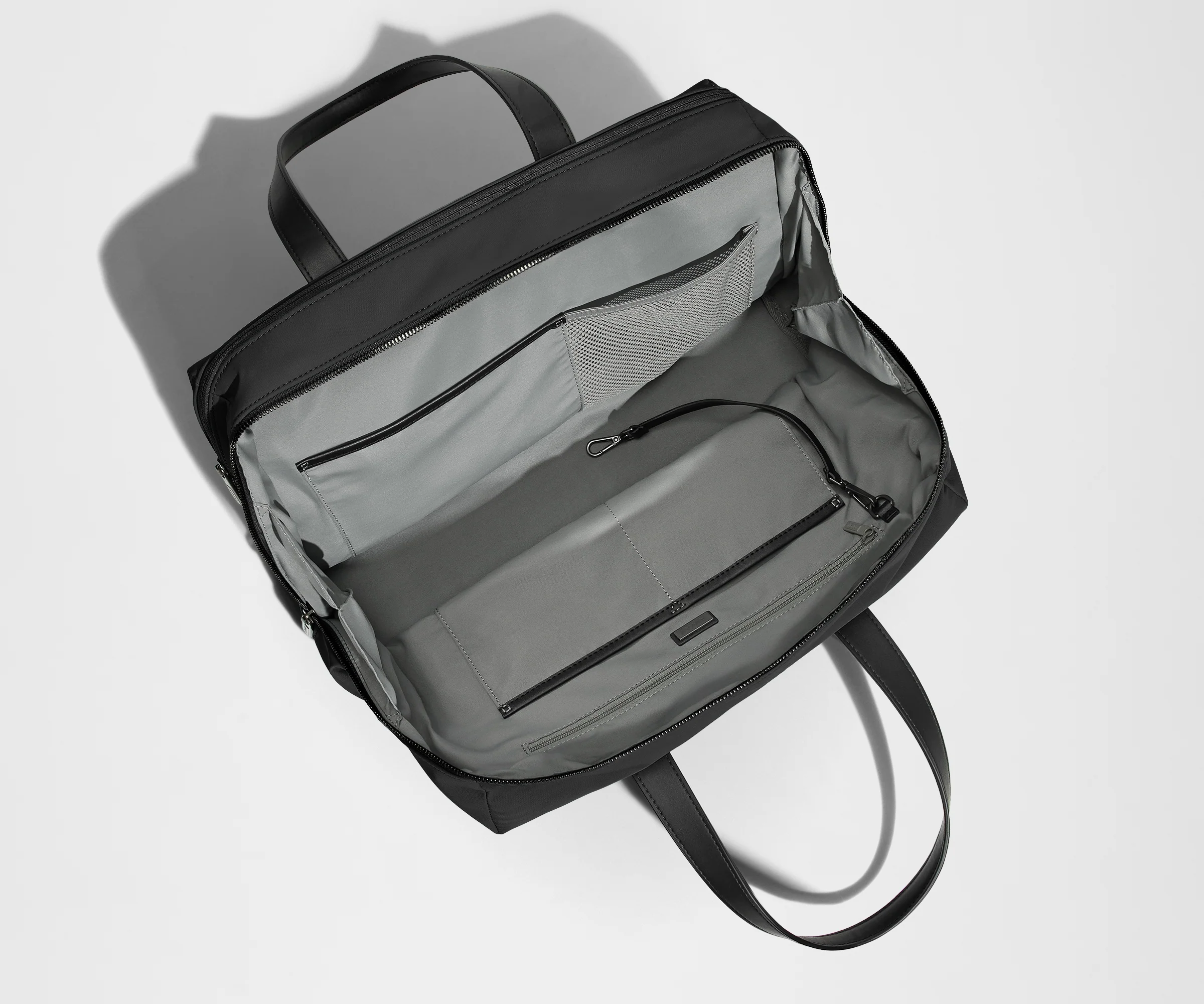 The Everywhere Bag - Image 16
