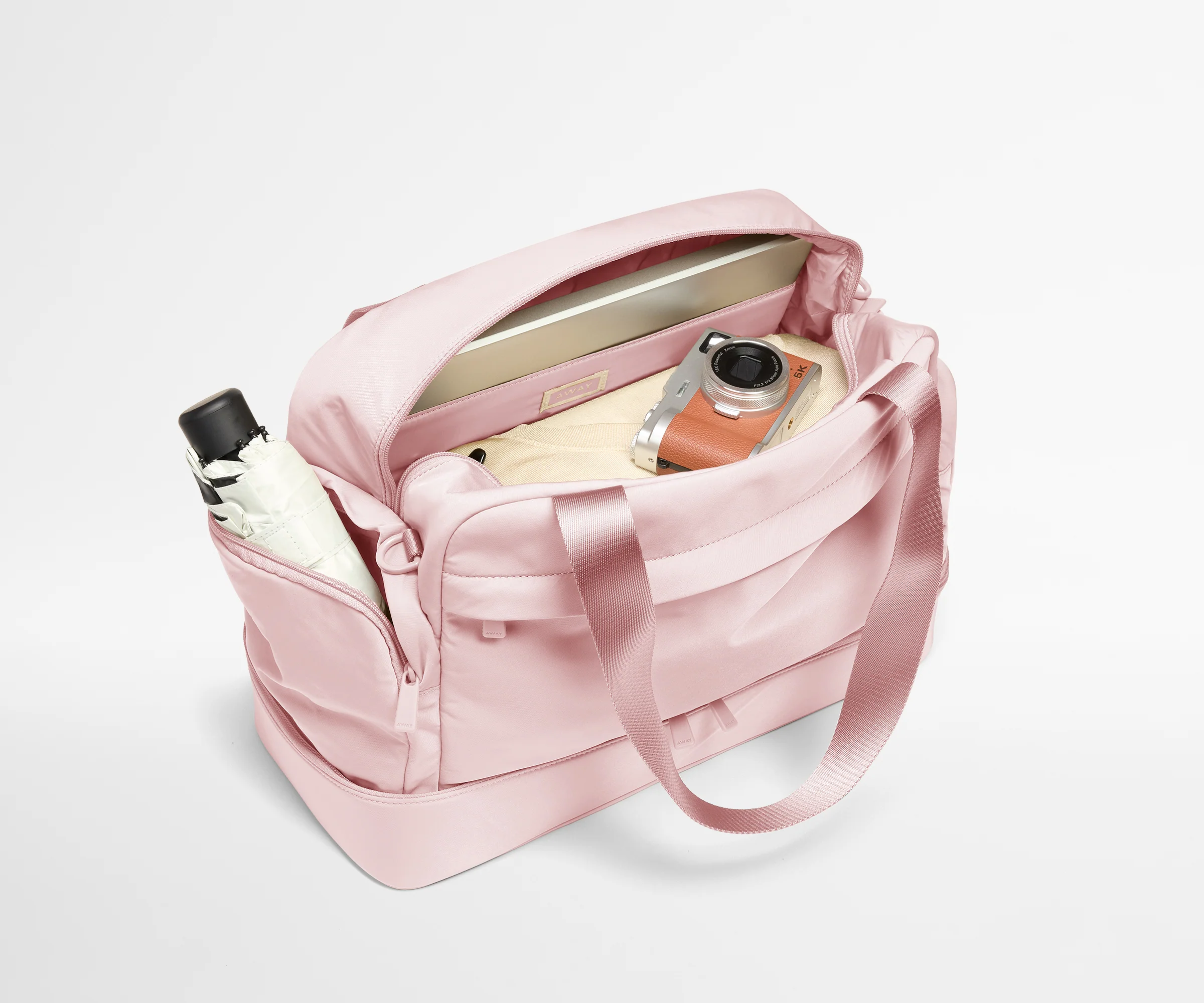 Featherlight Overnight Bag in Blush Pink - Image 3