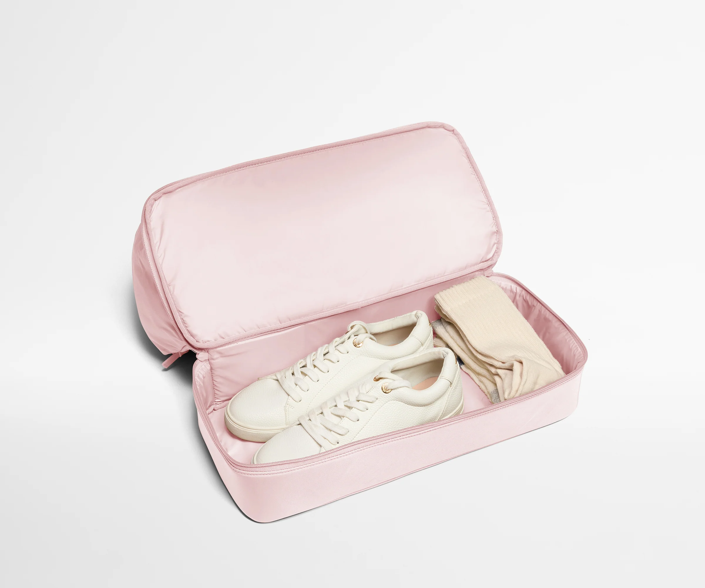 Featherlight Overnight Bag in Blush Pink - Image 5