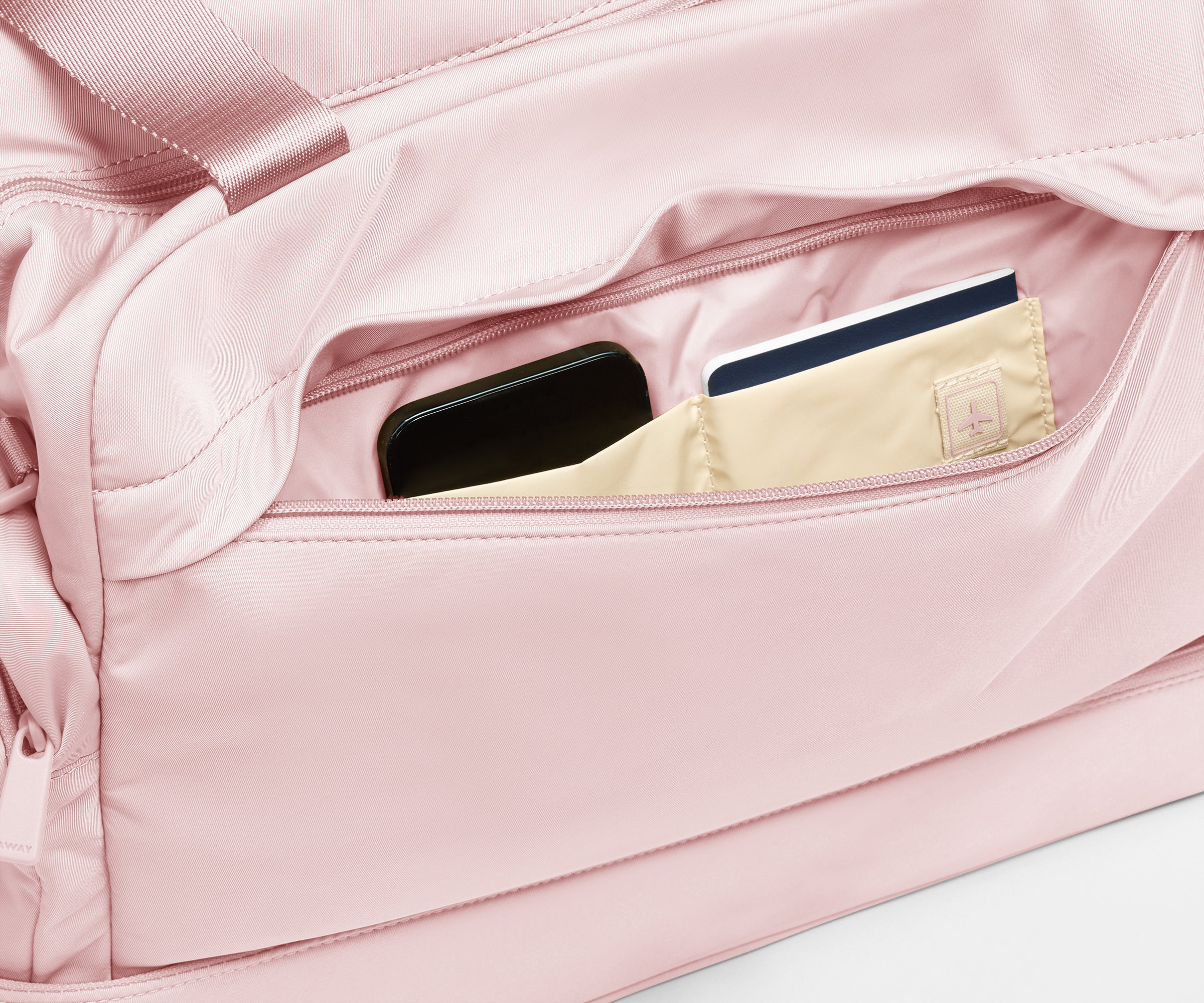 Featherlight Overnight Bag in Blush Pink - Image 6