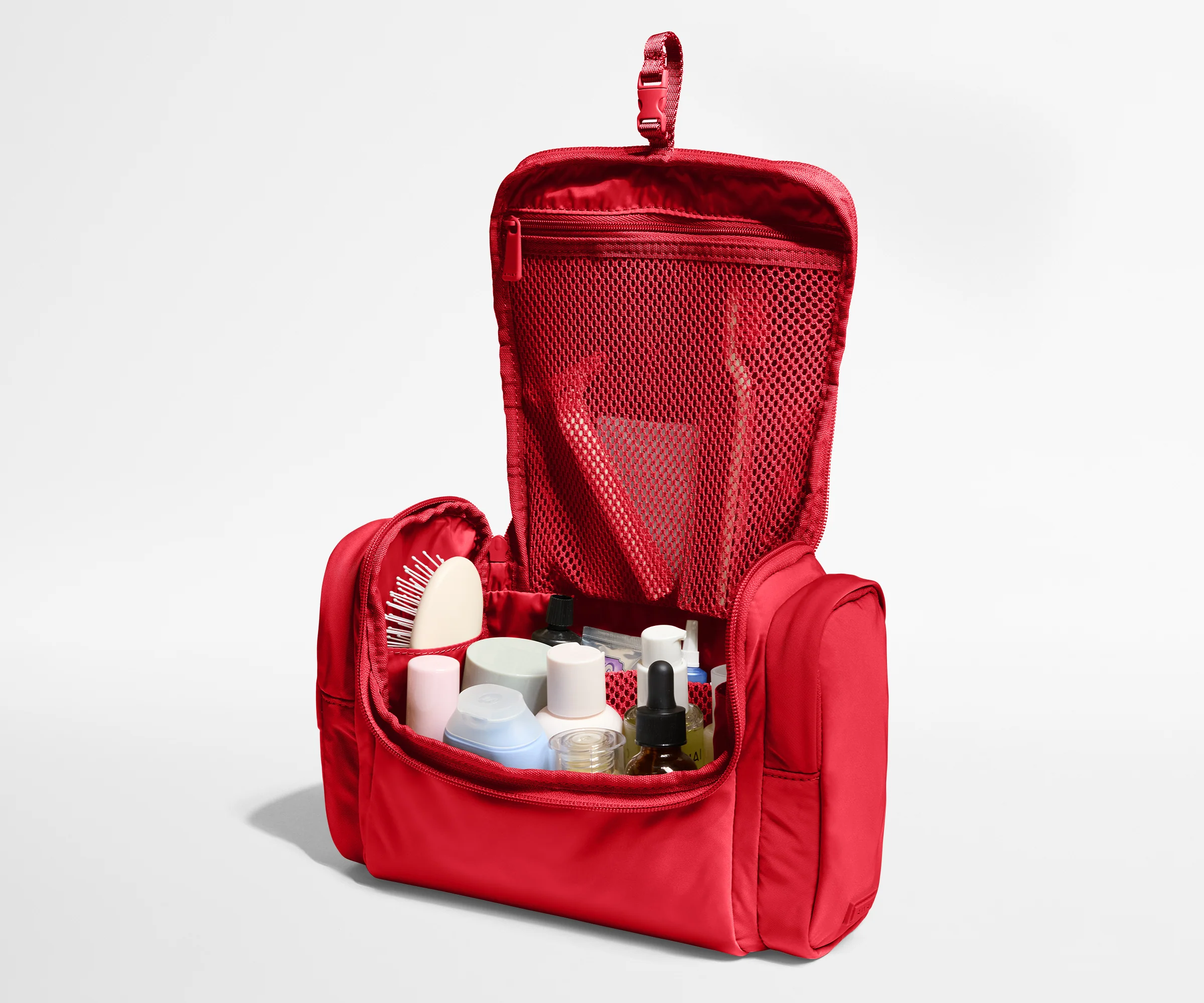 Featherlight Hanging Travel Vanity in Cherry Red - Image 7