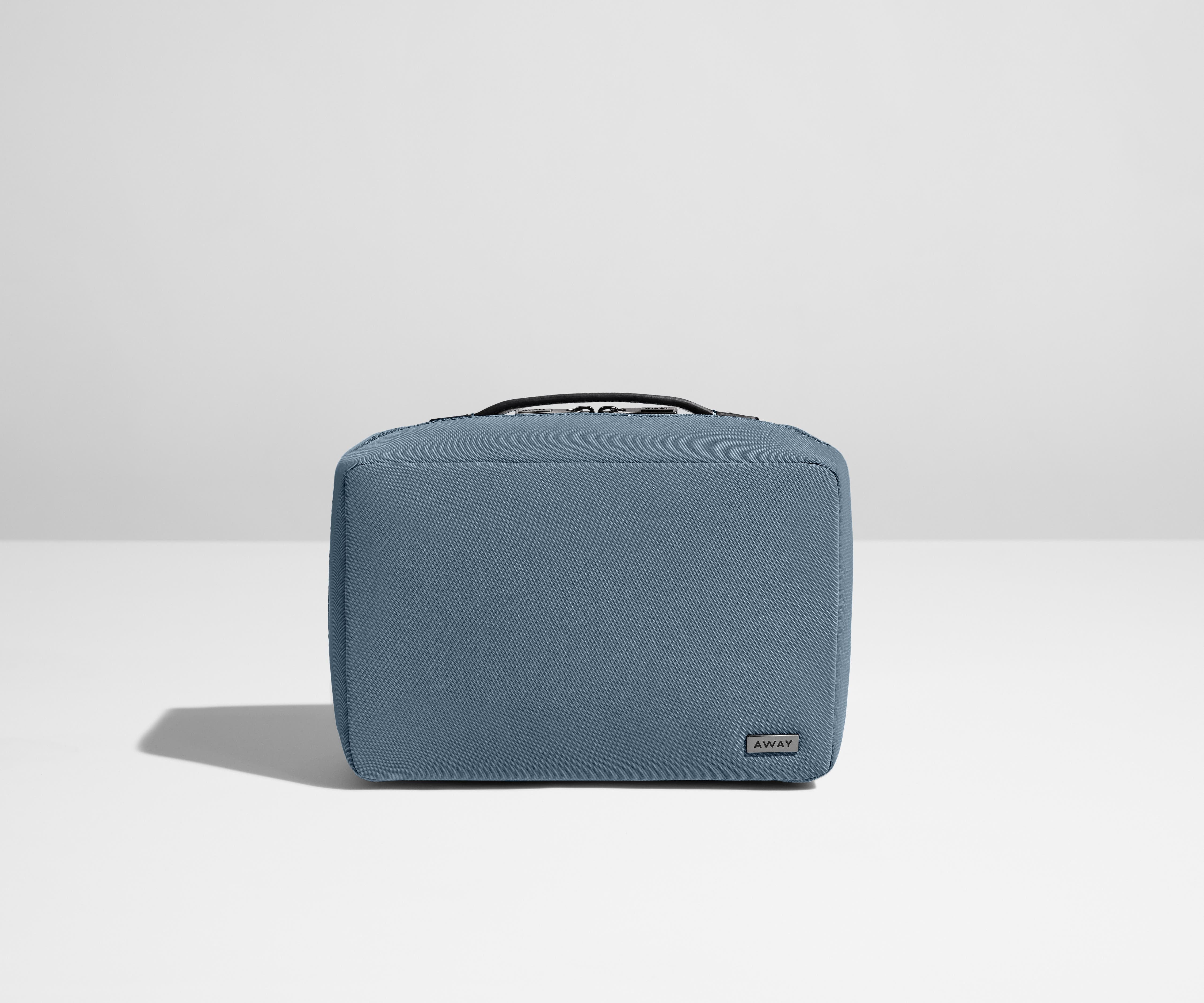 The Small Toiletry Bag - Image 3